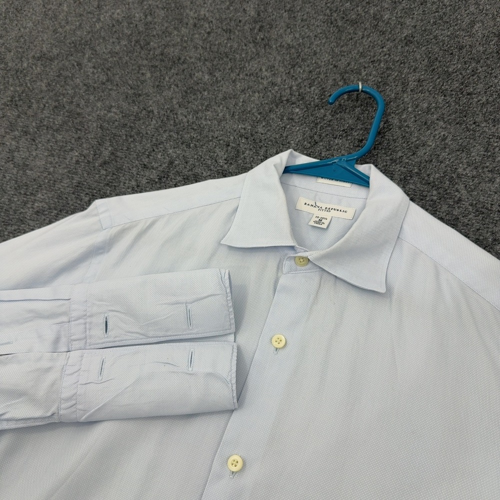 Banana Republic Button Up Shirt Mens M Light Blue Cotton Fitted Dress Business